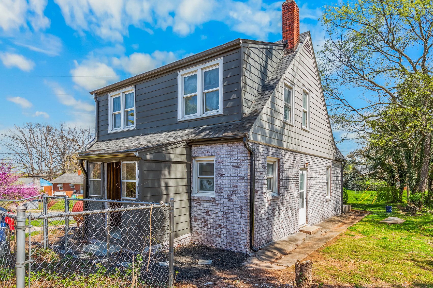 Move-In Ready WFU Area Home