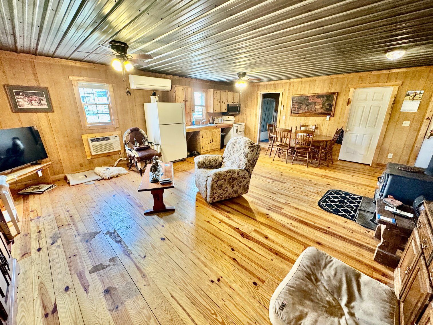 Love Valley Cabin