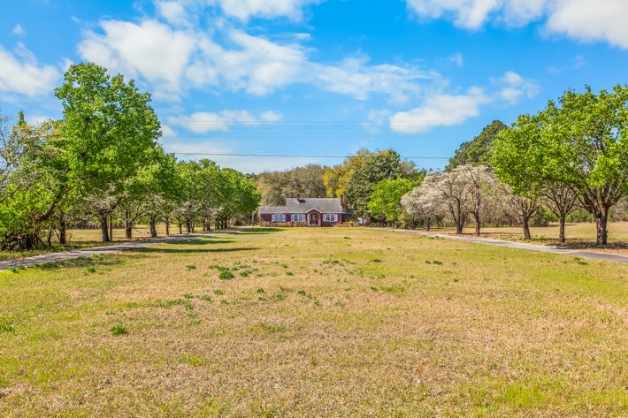 Image for Bethune, SC Farm