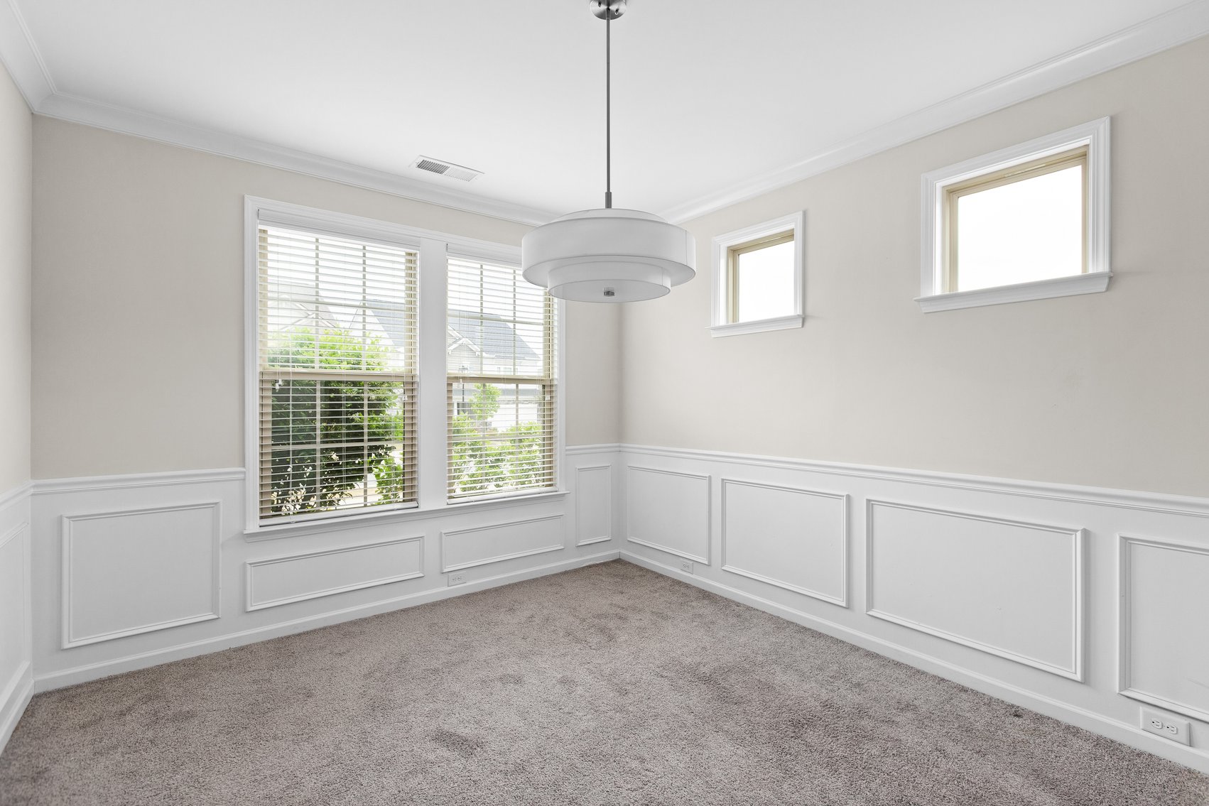 5 Bedroom Home on Corner Lot in Mooresville, NC