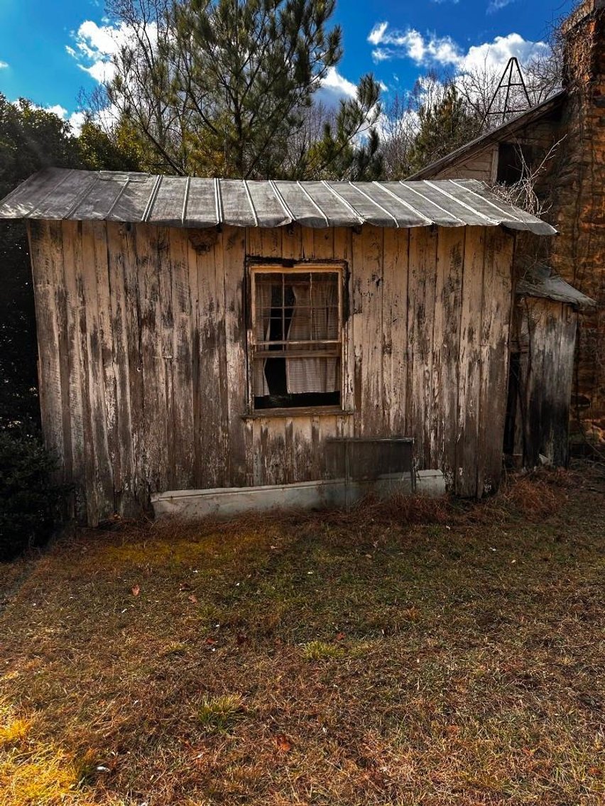 Image for House On 8 +/- Acres Callands VA