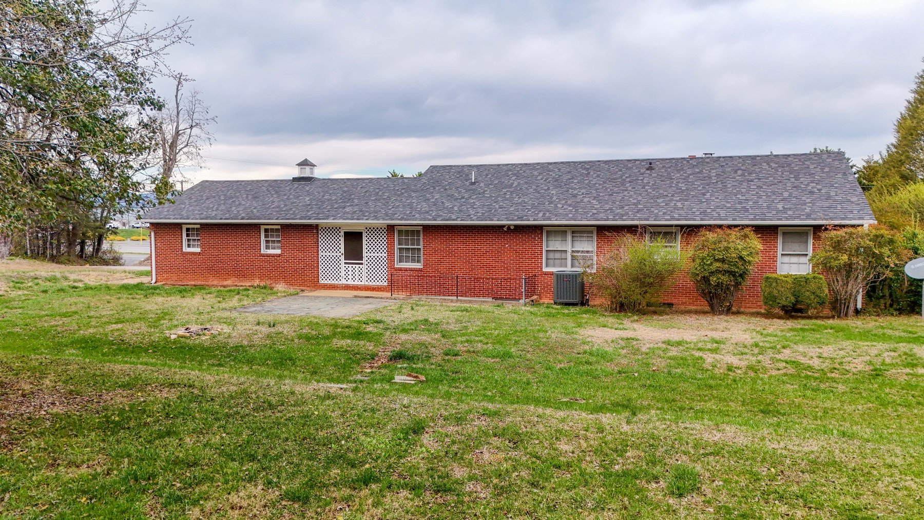 Image for 1001 E Lynchburg Salem Tpke, Bedford, VA 24523
