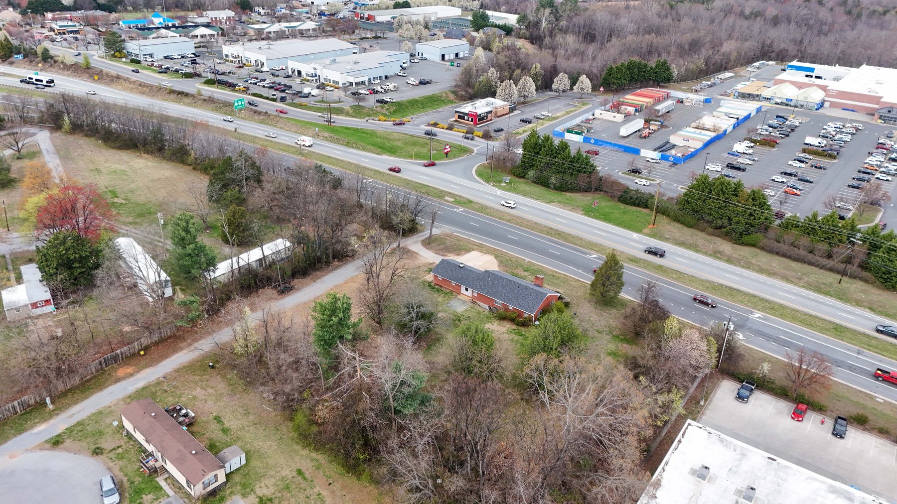 Image for 1001 E Lynchburg Salem Tpke, Bedford, VA 24523