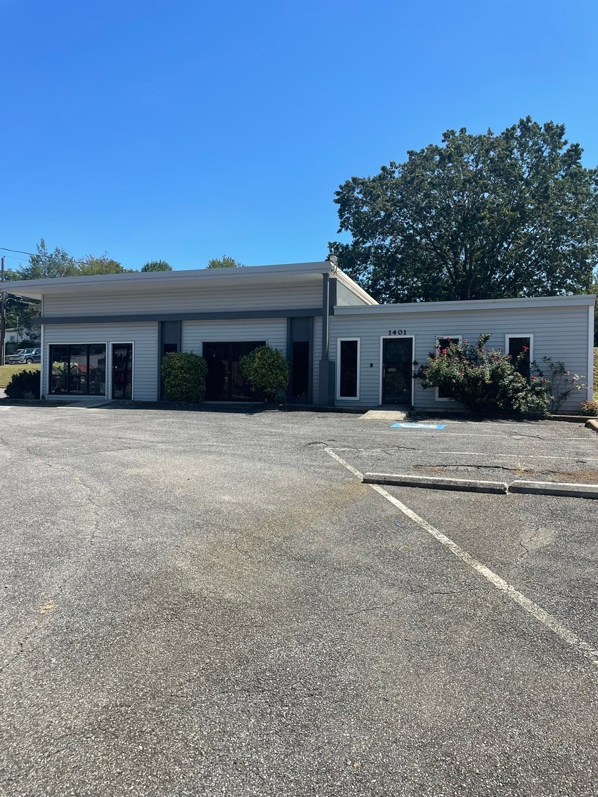 Image for 1401 Lakeside Dr, Lynchburg, VA 24501