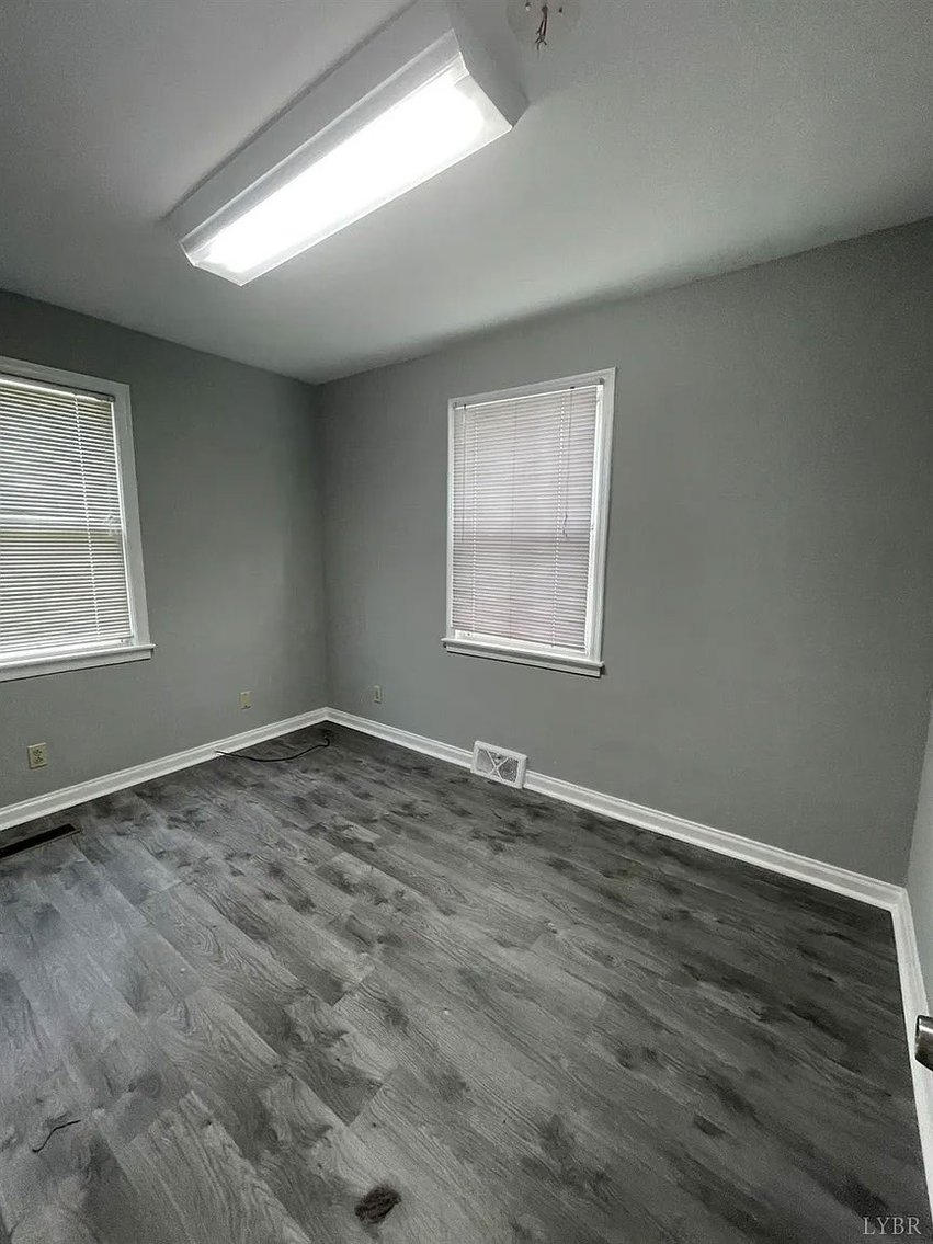 Image for 211 College Dr, Lynchburg, VA 24501