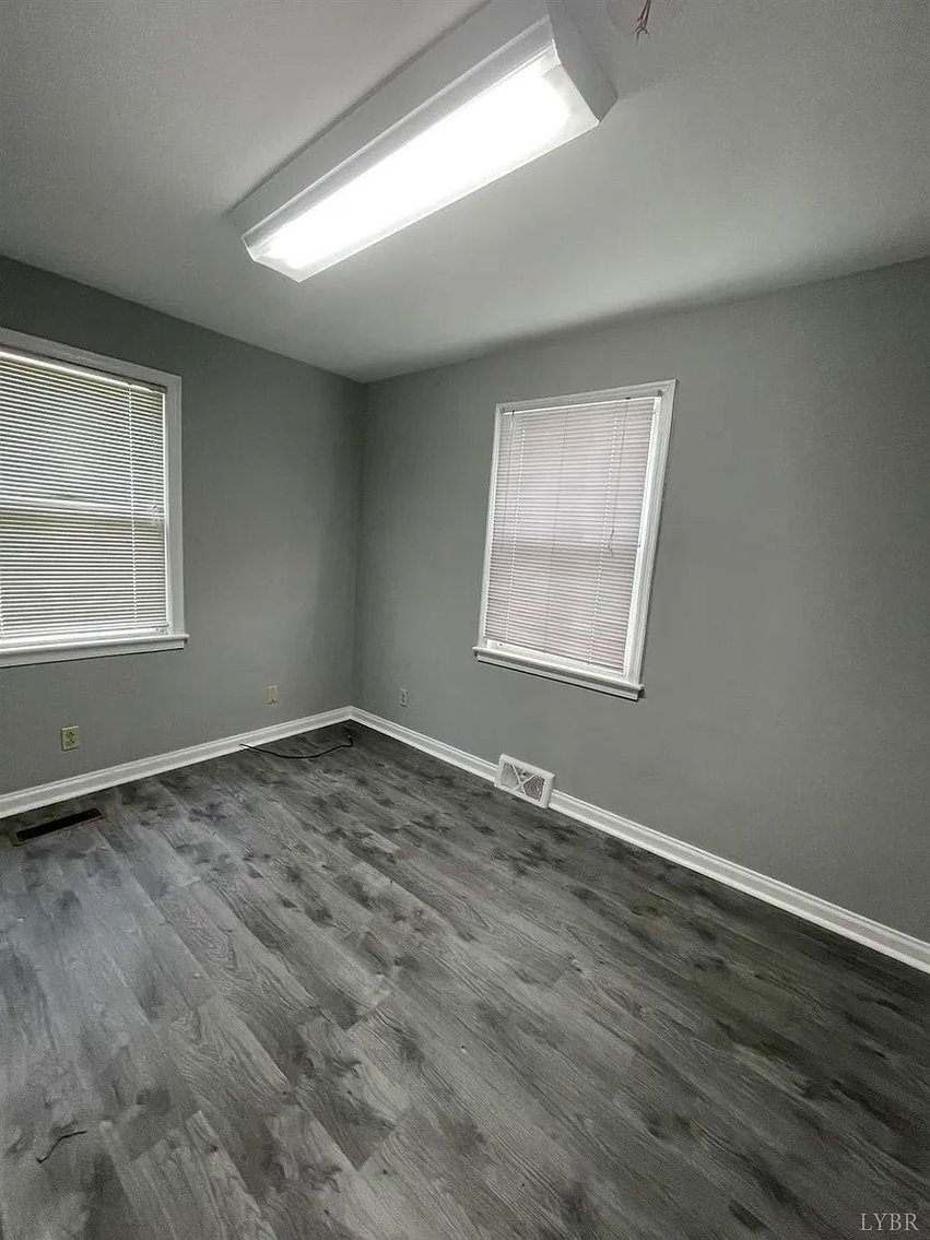 Image for 211 College Dr, Lynchburg, VA 24501