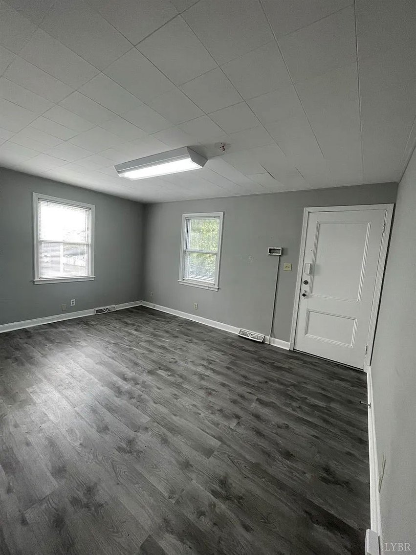 Image for 211 College Dr, Lynchburg, VA 24501