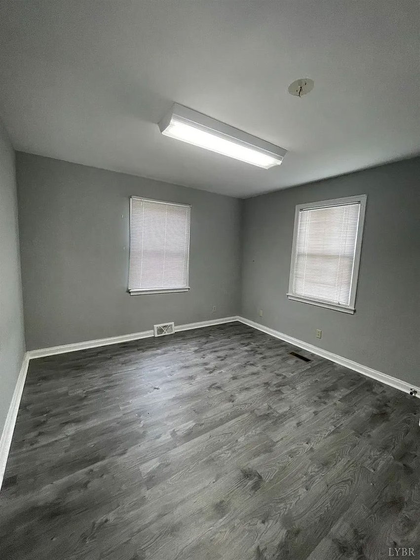 Image for 211 College Dr, Lynchburg, VA 24501