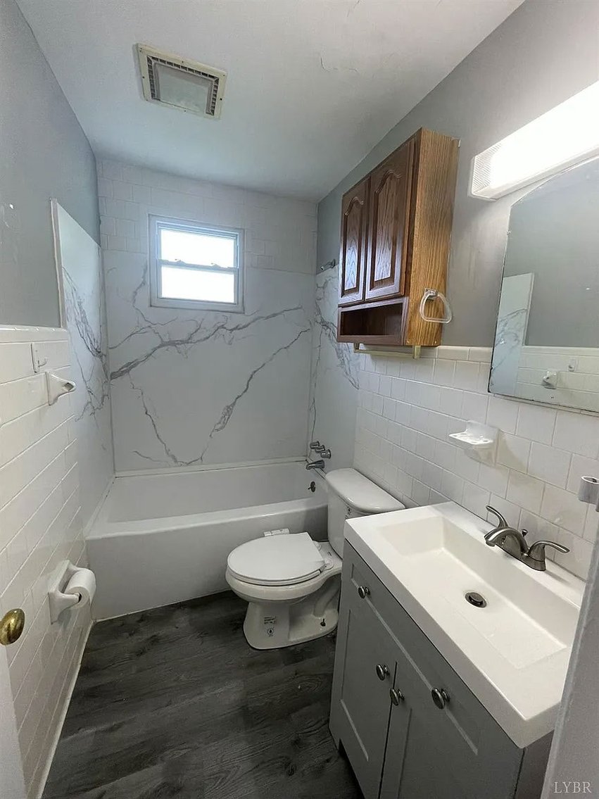 Image for 211 College Dr, Lynchburg, VA 24501
