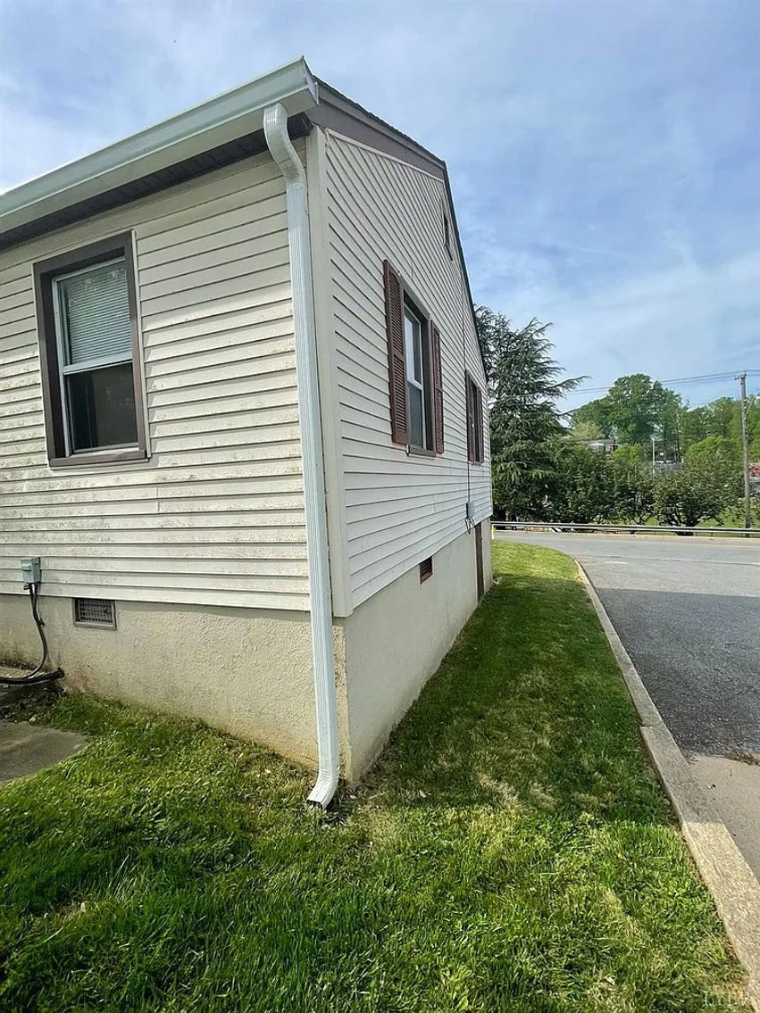 Image for 213 College Dr, Lynchburg, VA 24501