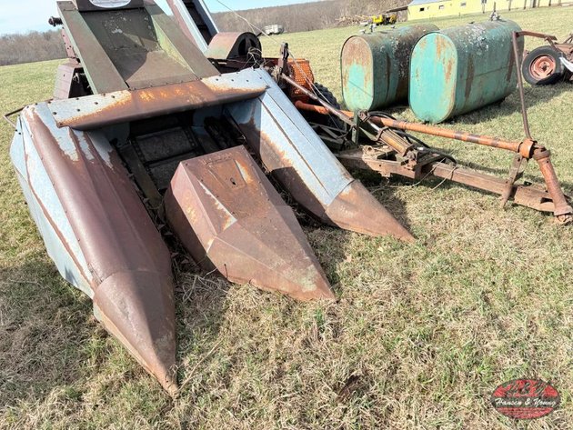 Image for New Idea 2 Row Corn Picker