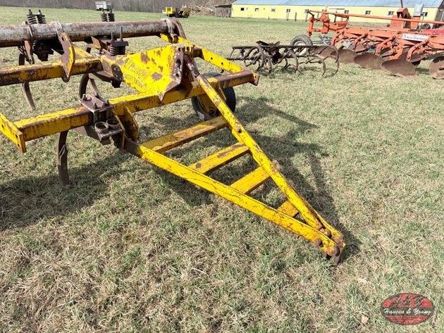 Image for Landoll 7 Shank Chisel Plow