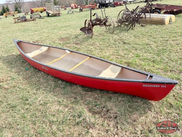 Image for Discovery 174 Canoe