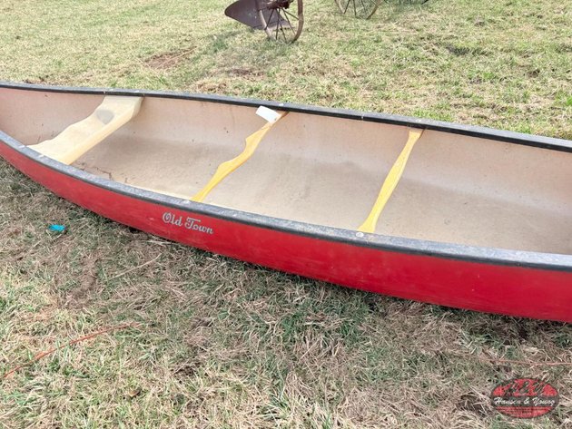 Image for Discovery 174 Canoe