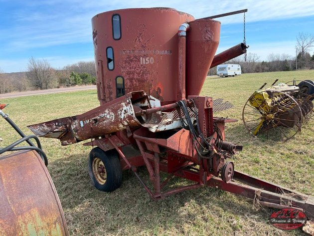 Image for International 1150 Mixer Mill