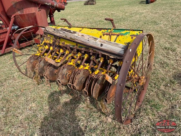 Image for John Deere Van Brunt 6ft Grain Drill