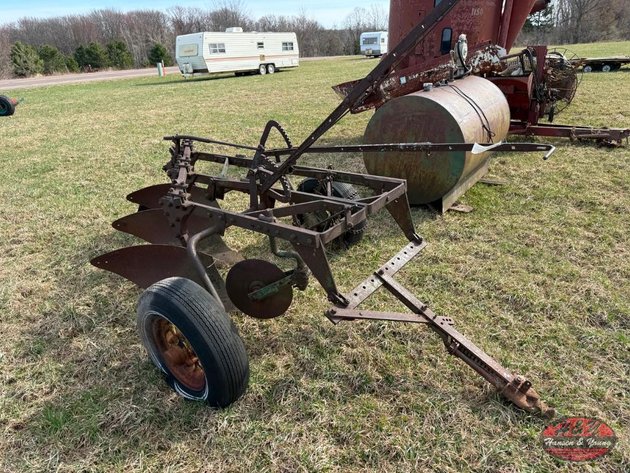 Image for John Deere 3 Bottom Plow