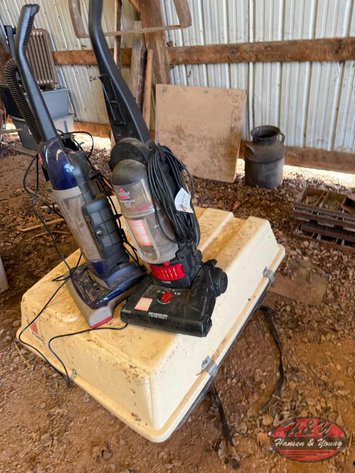 Image for Car Carrier and 2 Vacuums