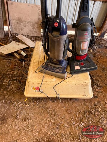 Image for Car Carrier and 2 Vacuums