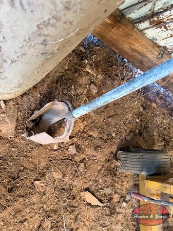 Image for (2) LP Tanks and Post Hole Digger