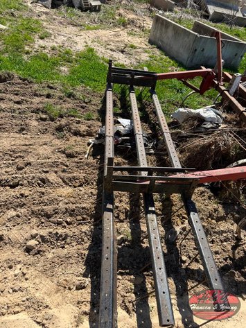 Image for Wil-Rich Field Cultivator