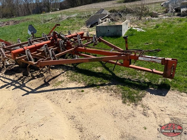 Image for Wil-Rich Field Cultivator