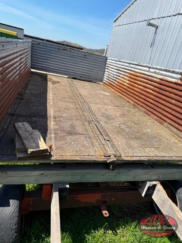 Image for 4 Wheel Flatbed Wagon With Sides