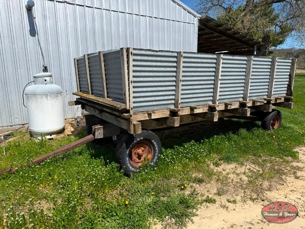 Image for 4 Wheel Flatbed Wagon With Sides