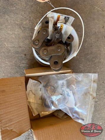 Image for Heavy Roller Chain and Bearings