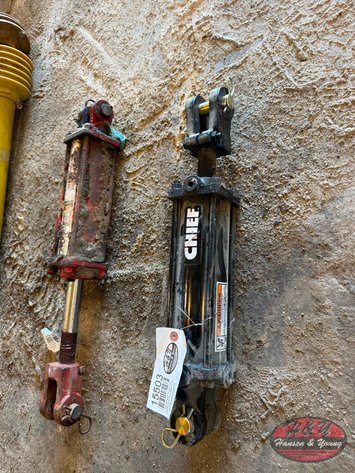 Image for New Chief Black Hydraulic Cylinder
