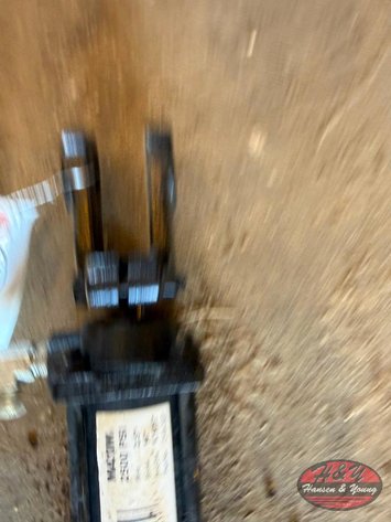 Image for Black Hydraulic Cylinder