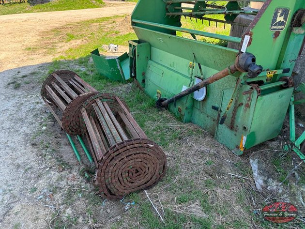 Image for John Deere Chopper Box Parts
