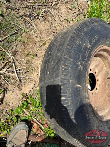 Image for 9.00-20 Tire and Rim