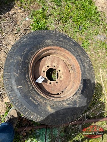 Image for 9.00-20 Tire and Rim