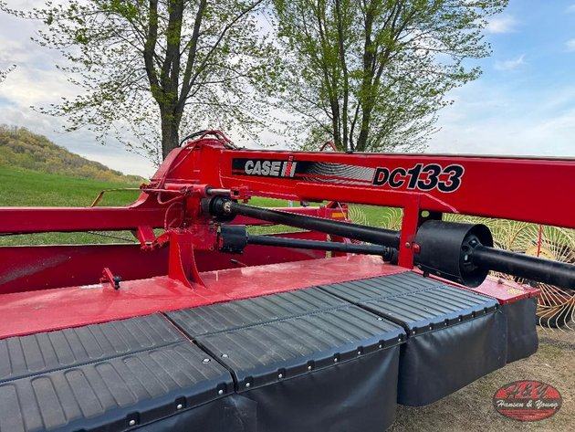 Image for 2015 CaseIH DC133 Discbine