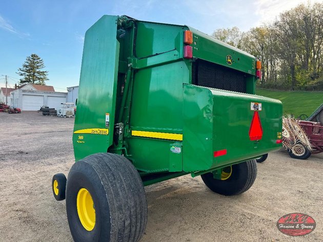 Image for John Deere 569 Round Baler