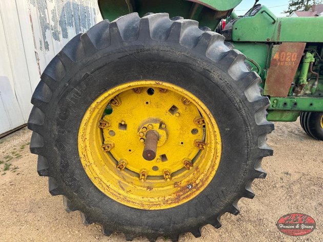 Image for John Deere 4020 Tractor