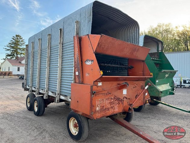 Image for Rex 14' Chopper Box