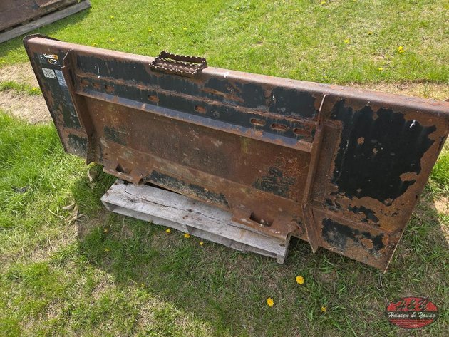 Image for John Deere U72 Bucket