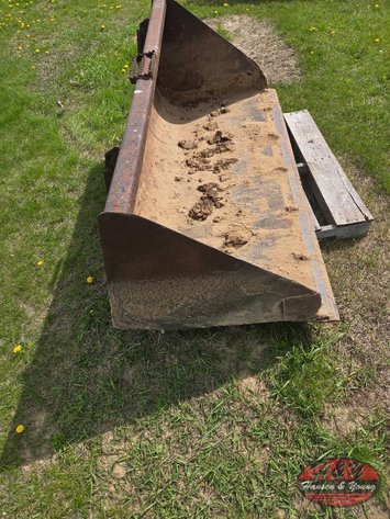Image for John Deere U72 Bucket