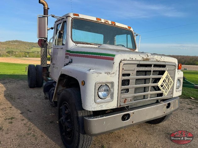 Image for 1984 International S1954 Truck