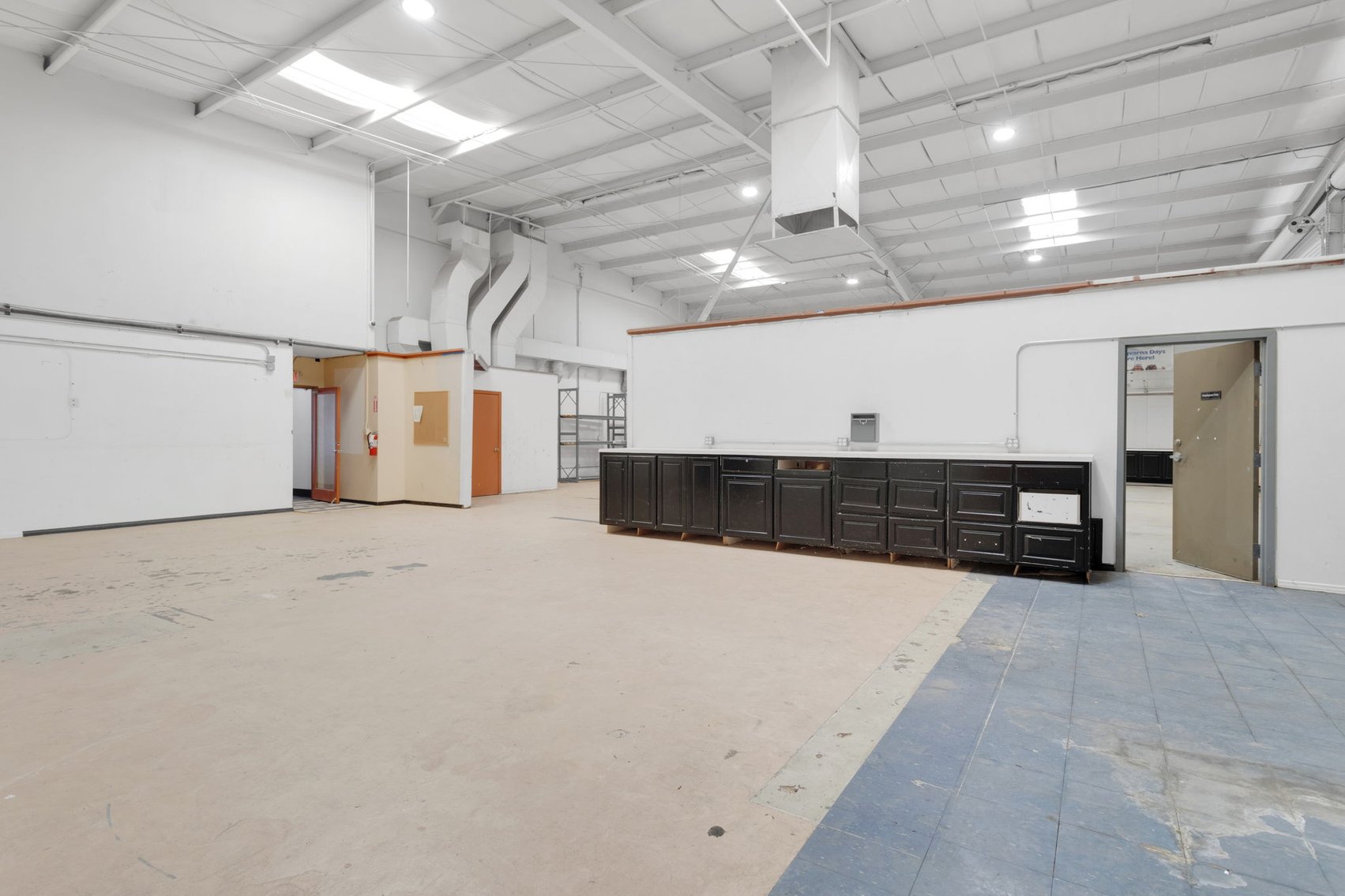 Image for Premium Commercial Space for Lease | I-15 Frontage