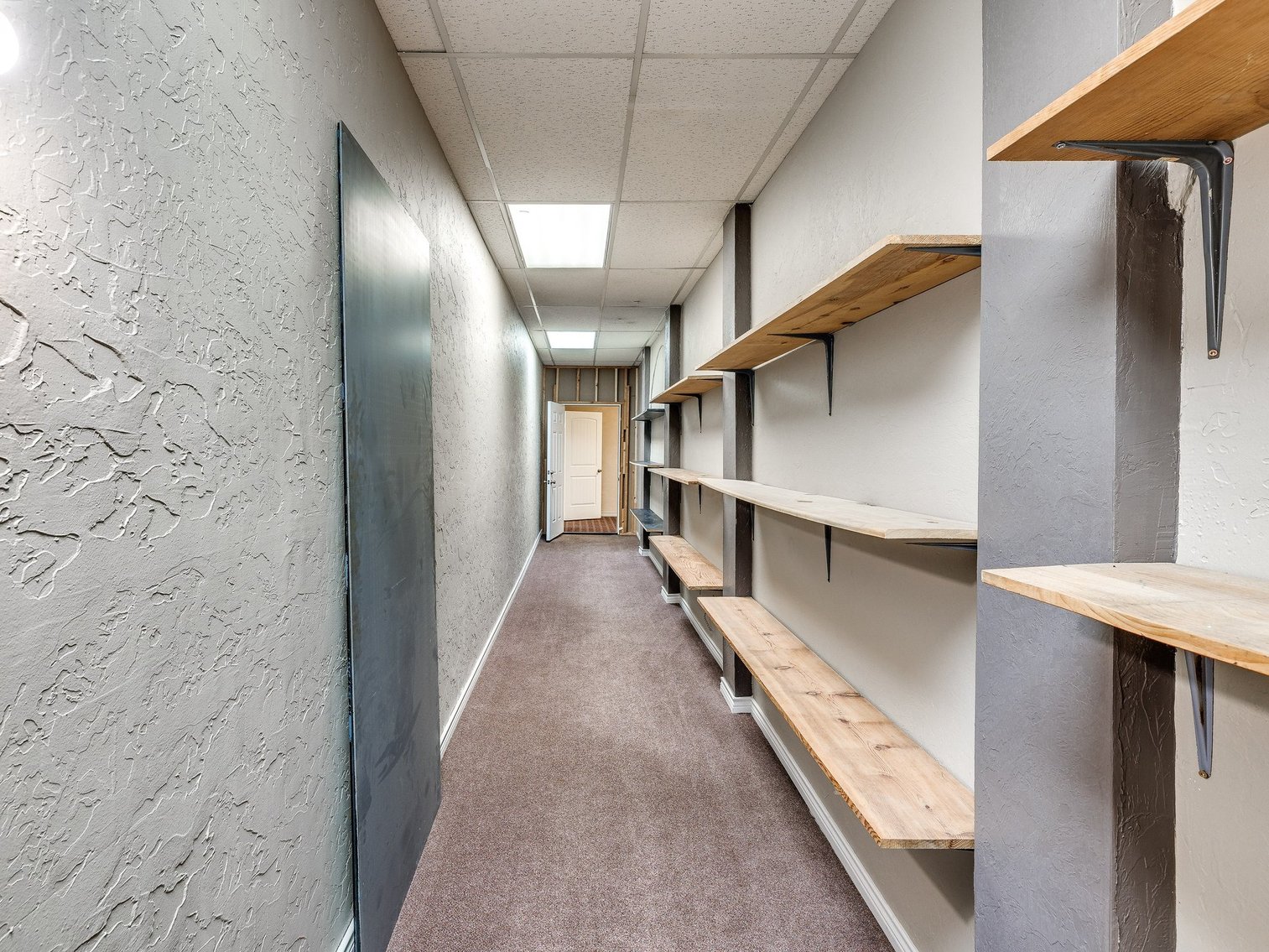 Image for 13,000' Commercial Property