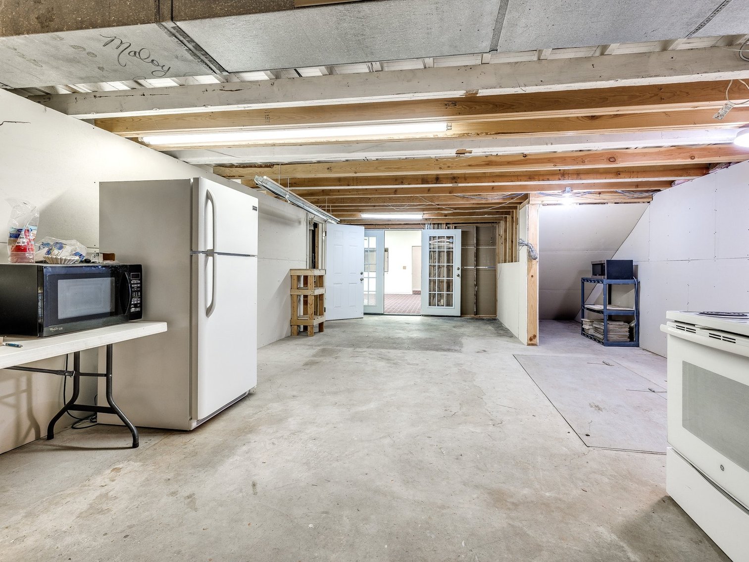 Image for 13,000' Commercial Property