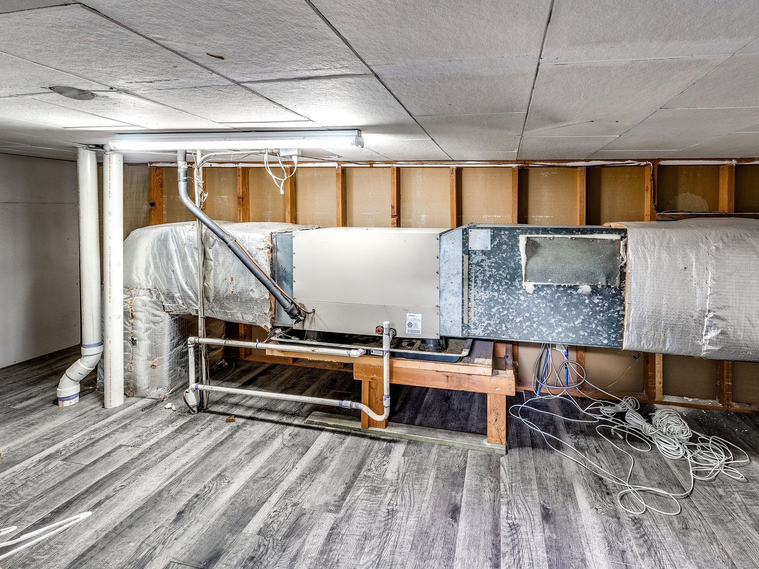 Image for 13,000' Commercial Property