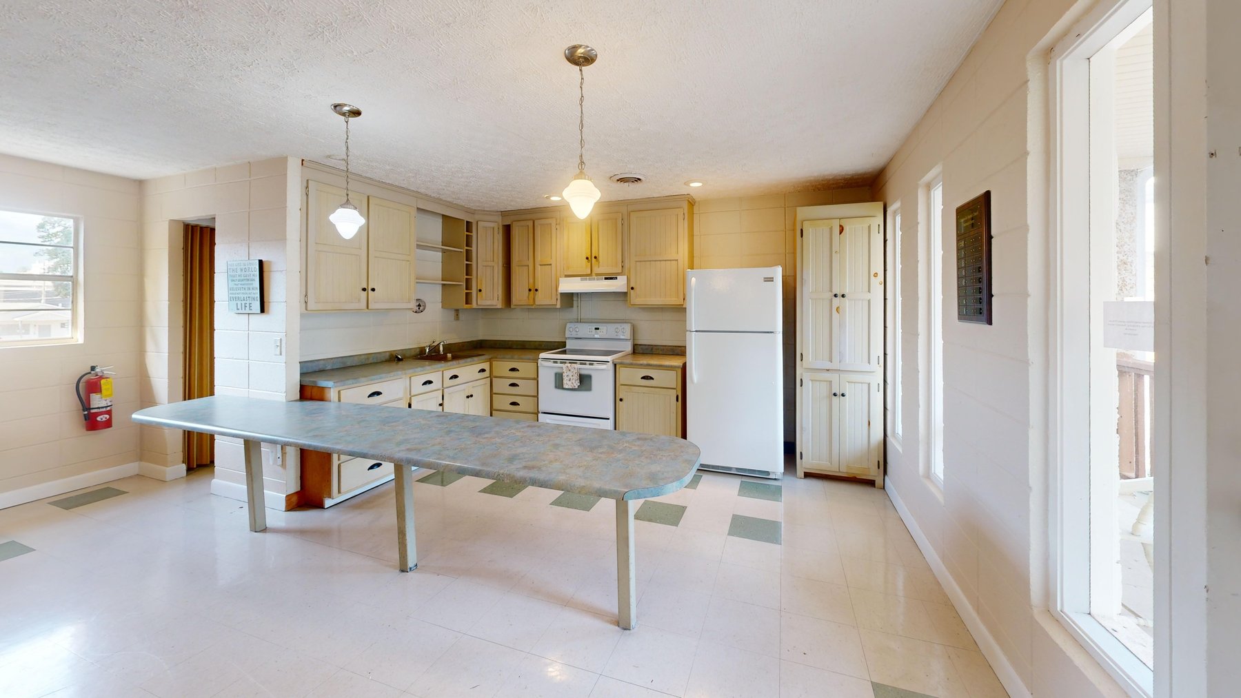 Image for *UNDER CONTRACT* 3,061 +/- SqFt Multi-Purpose Building in Clarkesville, Georgia