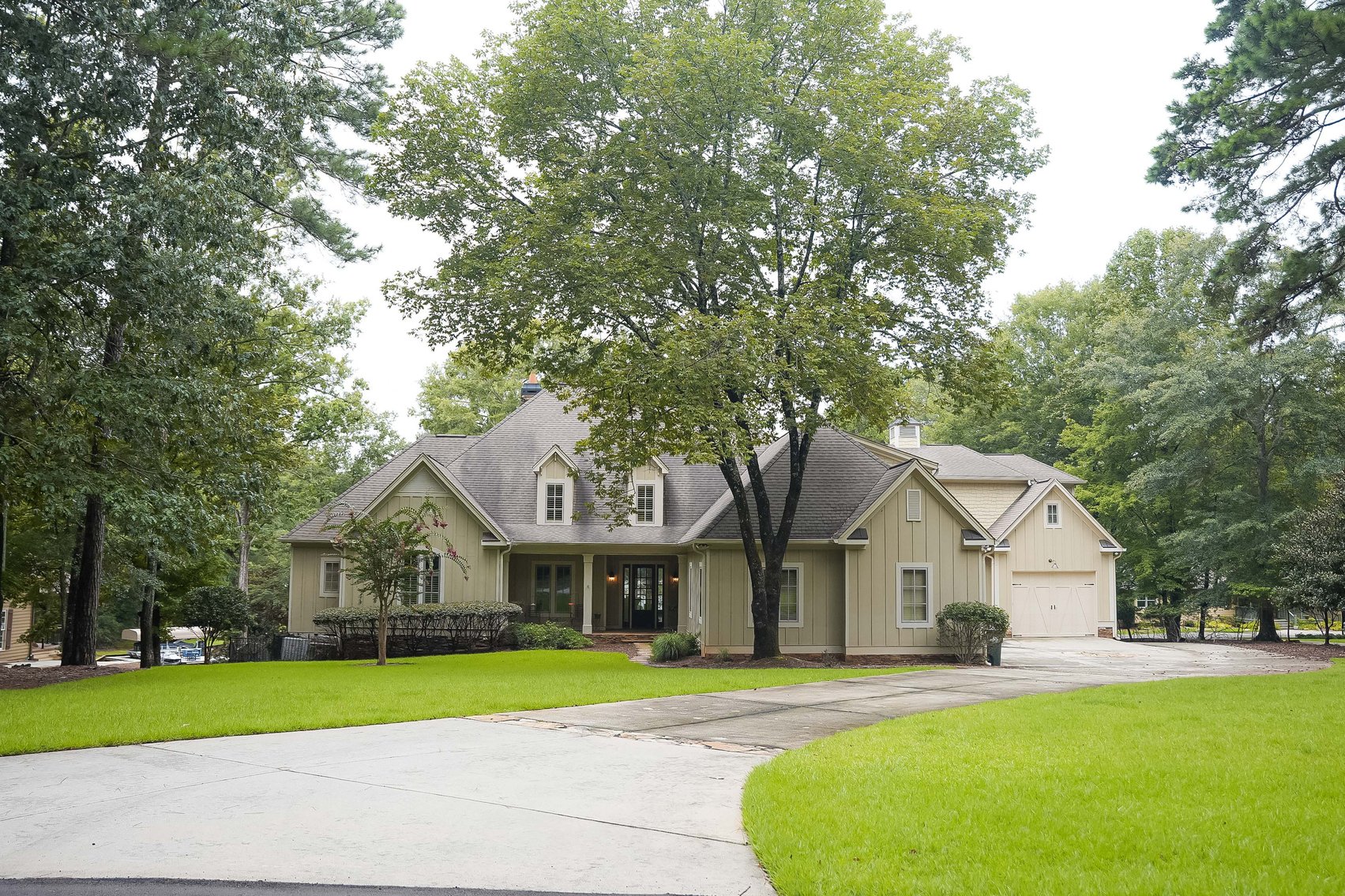 Image for Craftsman Style Luxury on Beautiful Lake Oconee 