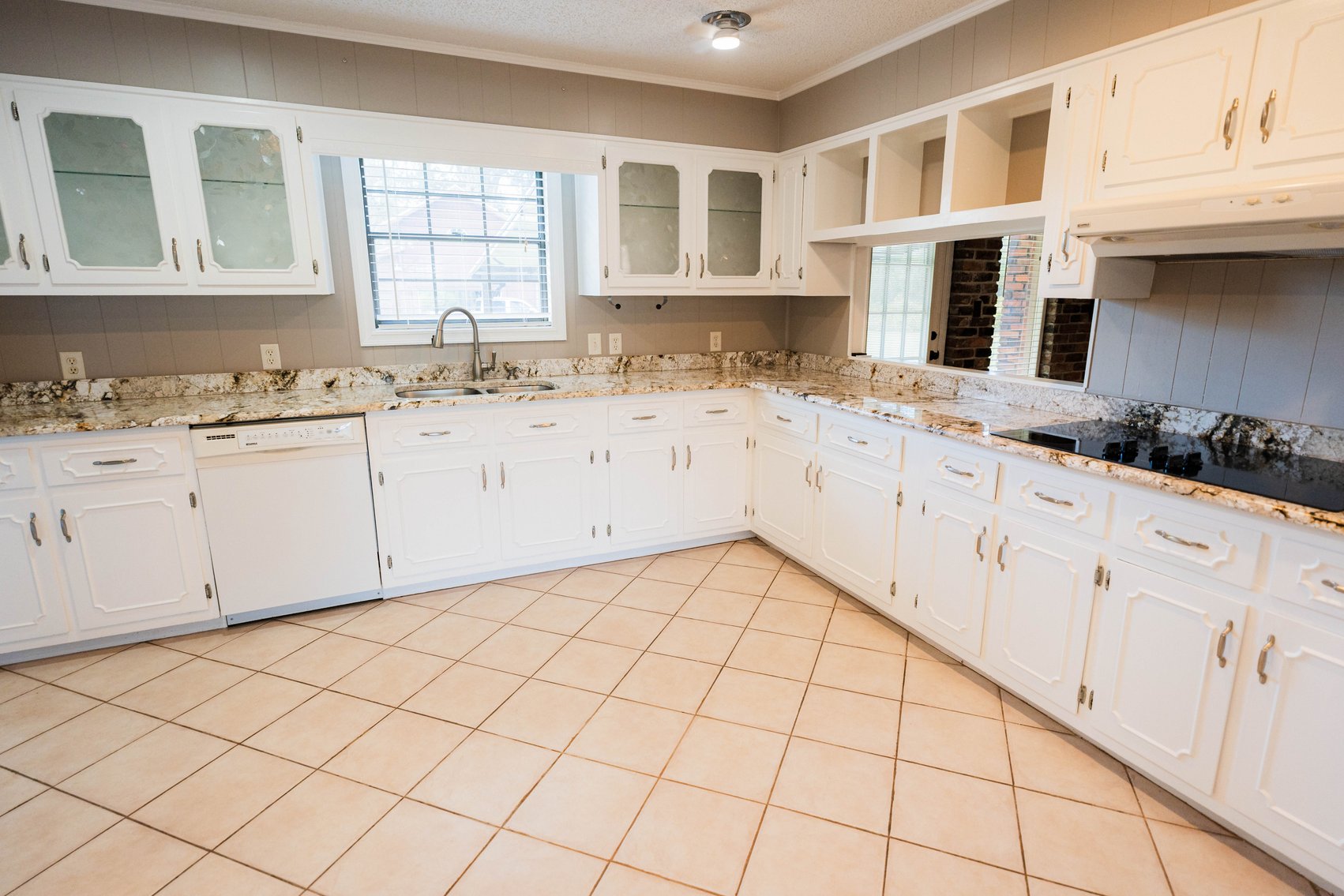 Image for 6.74+/- Acres and Home on Miller Bridge Road, Northern Lowndes County