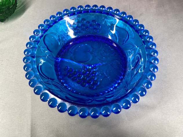 Image for (4) Vintage Glass Bowls