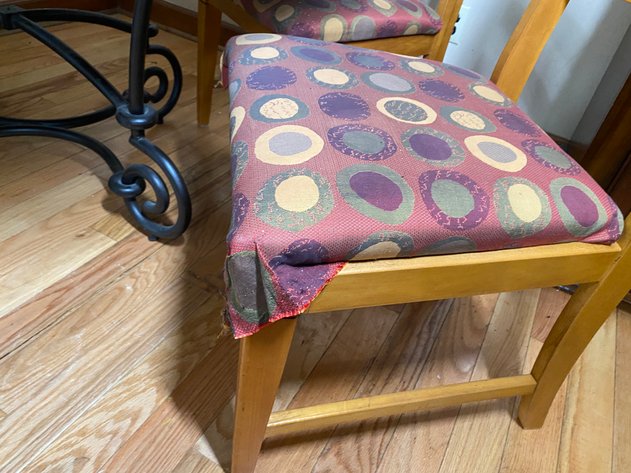 Image for (5) Round Dining Table with 4 Chairs